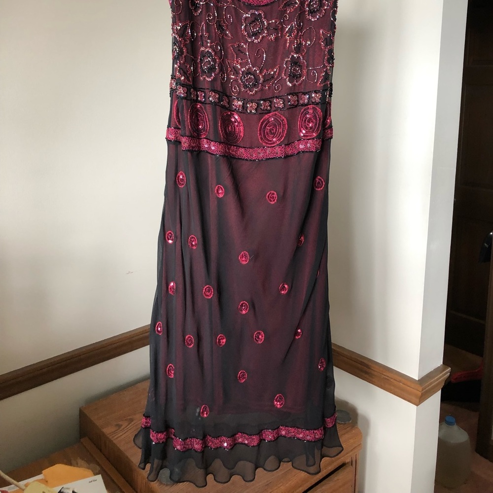 Sequin dress sz 14 fits like a 10
